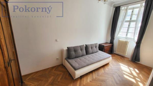 Pronájem luxusního bytu 3+kk u Malostranského náměstí