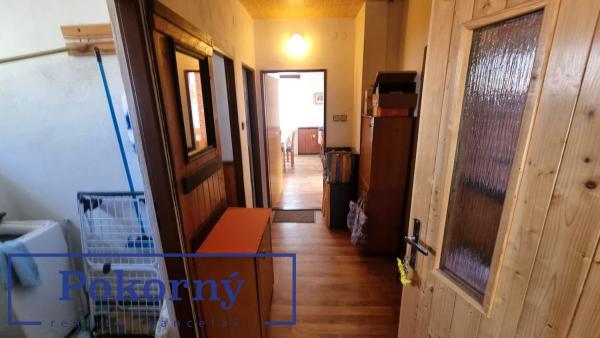 Prodej rodinného domu 2+1 o zastavěné ploše 68 m², pozemky 1476 m²