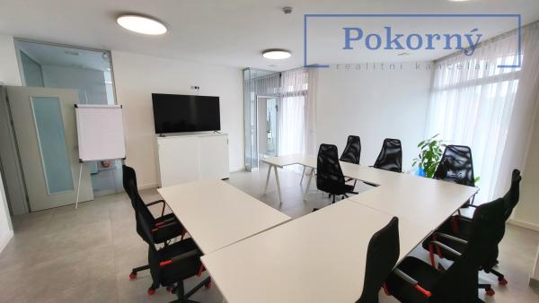 Zcela nové kanceláře 122 m2, Praha - Dubeč