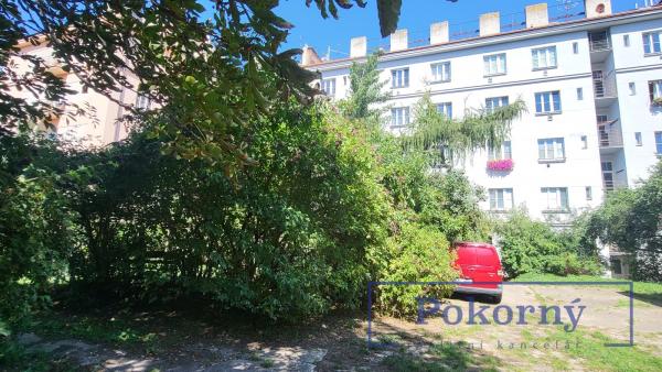 Pronájem bytu 2+kk po rekonstrukci, cihlový dům, ul. 5.května, P4 – Nusle