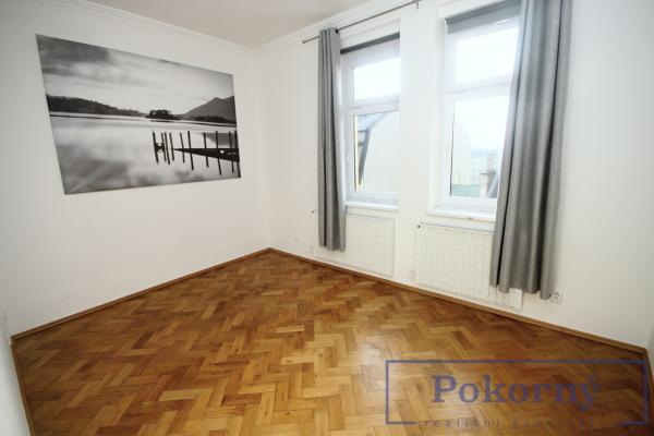 Pronájem světlého bytu 4+1 po rekonstrukci, Václavské náměstí, Praha 1