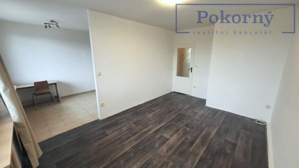 Pronájem hezkého bytu 3+1 s lodžií, ul. Rumburská, P9 – Střížkov