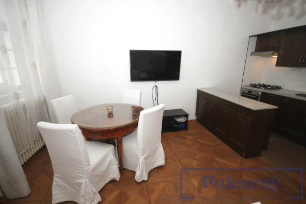 Pronájem luxusního bytu 3+kk u Malostranského náměstí