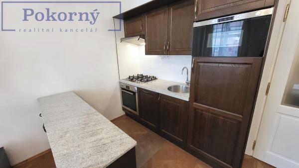 Pronájem luxusního bytu 3+kk u Malostranského náměstí