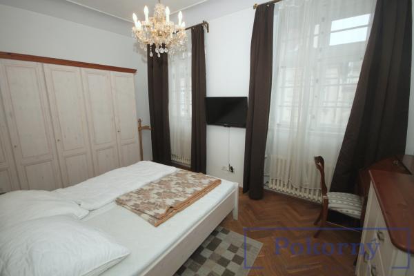 Pronájem luxusního bytu 3+kk u Malostranského náměstí