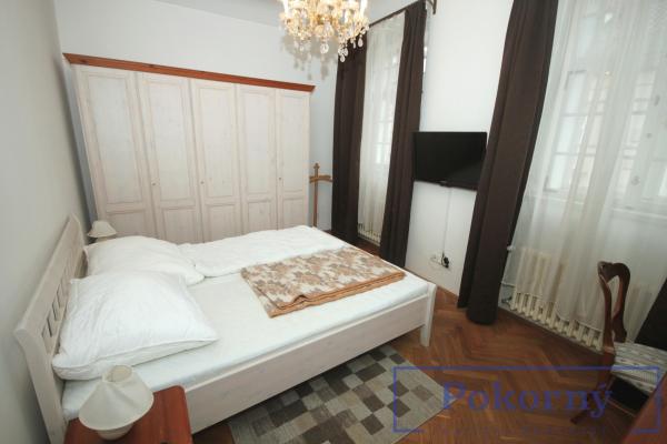 Pronájem luxusního bytu 3+kk u Malostranského náměstí