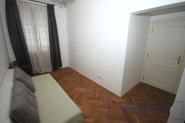 Pronájem luxusního bytu 3+kk u Malostranského náměstí