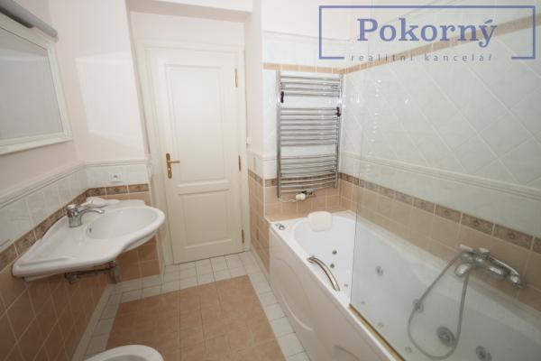 Pronájem luxusního bytu 3+kk u Malostranského náměstí