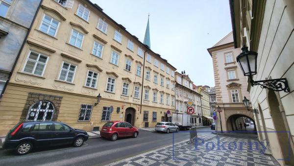 Pronájem luxusního bytu 3+kk u Malostranského náměstí