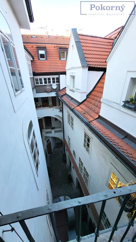 Pronájem luxusního bytu 3+kk u Malostranského náměstí