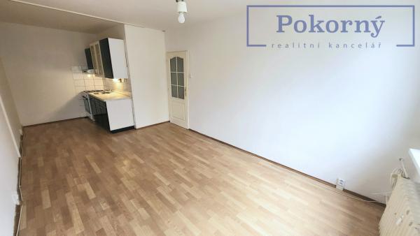 Pronájem bytu 2+kk, P10 – Strašnice, ul. Pod Strání