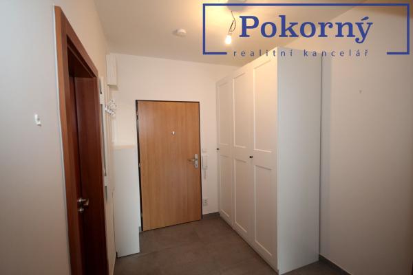 Prodej bytu 2+kk/B/G, Bermanova, P9 – Čakovice