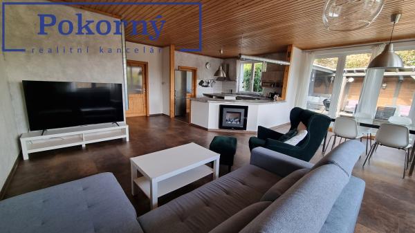 Prodej vícegeneračního rodinného domu 173 m², pozemky 1123 m²