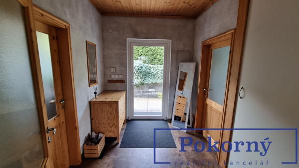Prodej vícegeneračního rodinného domu 173 m², pozemky 1123 m²