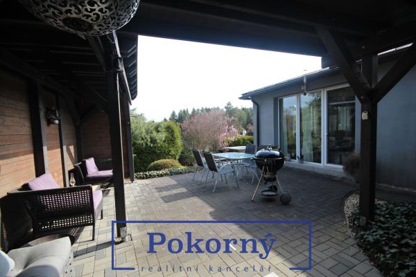 Prodej vícegeneračního rodinného domu 173 m², pozemky 1123 m²