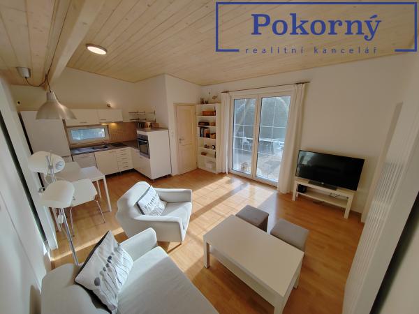 Prodej vícegeneračního rodinného domu 173 m², pozemky 1123 m²