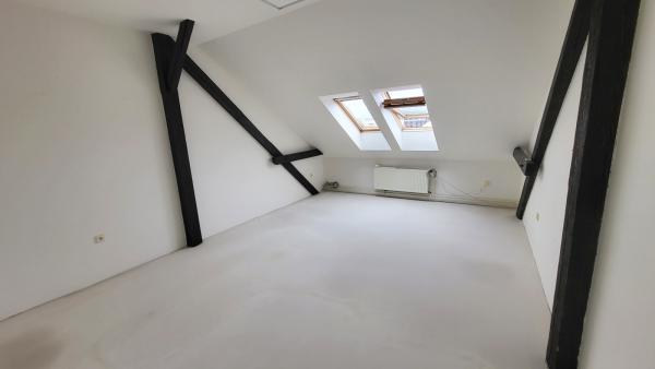 Pronájem hezkých kanceláří po rek., 119 m2, P8 – Karlín