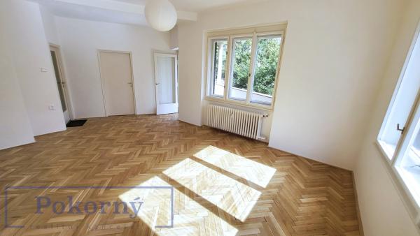 Prodej bytu 3+1/B, Na Dolinách, P4 – Nusle
