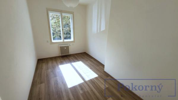 Prodej bytu 3+1/B, Na Dolinách, P4 – Nusle