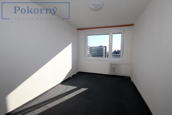 Prodej bytu 4+1/L, OV, Ovčí hájek, P5 - Stodůlky