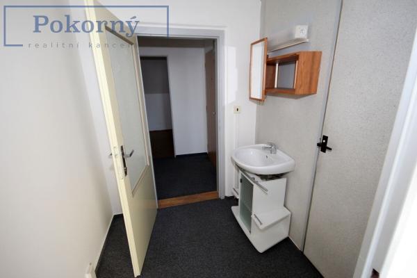 Prodej bytu 4+1/L, OV, Ovčí hájek, P5 - Stodůlky