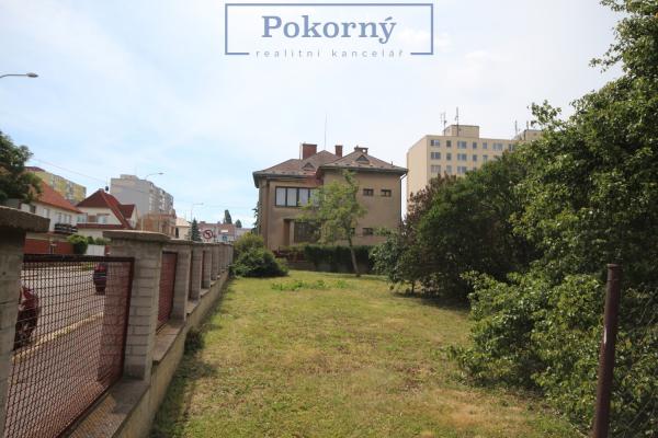 Prodej dvougenerační rodinné vily, ul. Benkova, P4 - Chodov