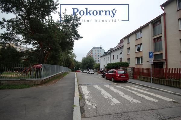 Prodej bytu 3+1/L, OV, ul. Vyžlovská, P10 – Strašnice
