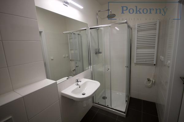 Pronájem bytu 1+kk, ul. Peroutkova, Praha 5 – Jinonice