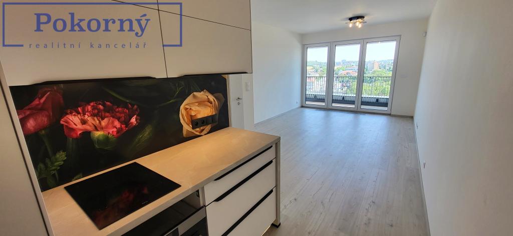 Pronájem luxusního bytu 2+kk, Praha 9 - Hloubětín, ul. Poděbradská