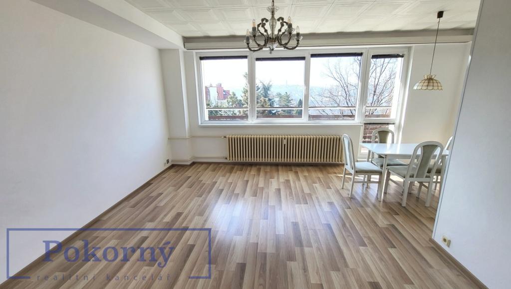 Pronájem bytu 4+1, balkon, garáž, v cihl. domě, P4 – Podolí