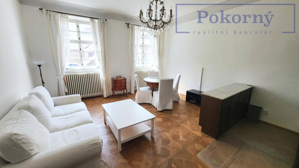 Pronájem luxusního bytu 3+kk u Malostranského náměstí